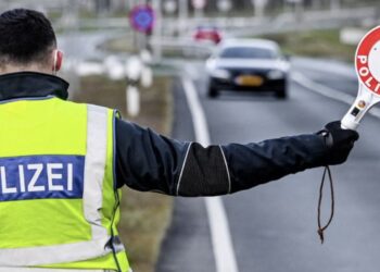 Politievakbond positief: 1000 illegale migranten en criminelen aangehouden bij grenscontroles
