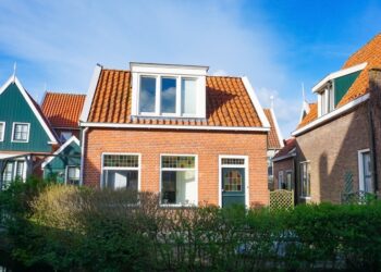 Woningtekort in Nederland Kabinetsplannen onvoldoende: ‘Miljarden extra nodig om woningtekort aan te pakken’