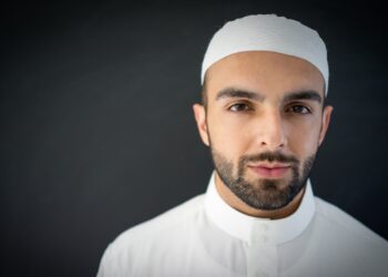 Mo (34): “Ik wil een toekomst met haar, maar ze wilt geen hoofddoek dragen..”