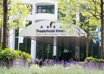 Recordbedrag naar hotelopvang asielzoekers, maar kankermedicijn is te duur