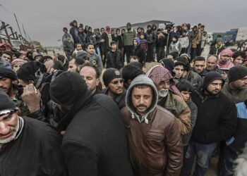 Syriër (32) gearresteerd die grote groepen migranten via Bulgarije en Roemenië naar Nederland smokkelde