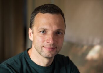 Bram (27): “Mensen met een bijstandsuitkering zouden verplicht vrijwilligerswerk moeten doen”