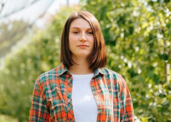 Fleur (25): ‘Ik ben klaar met buren die hun vuilnis niet netjes scheiden’