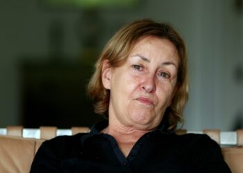 Karin (60): “Ik vind dat de hypotheekrenteaftrek moet verdwijnen want alleen huurders betalen voor het woongenot van kopers.”