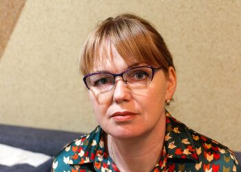 Mara (40): “Ik heb besloten mijn man nooit te vertellen dat ik abortus heb gehad… van zijn kind.”