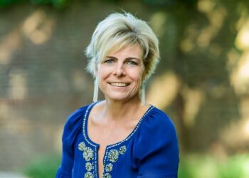 Stichting prinses Laurentien verdient grof geld na toeslagenaffaire