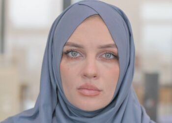 Samira (36): Waarom wordt er verwacht dat ik me aanpas? – Is mijn cultuur minder waard?