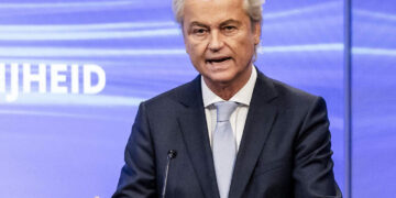 Wilders eist verscherpt asielbeleid en dreigt met breuk binnen kabinet: ‘Ons geduld is op’