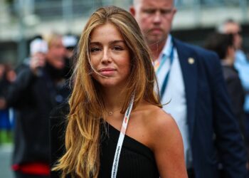 Bikinibeelden van losbandige prinses Alexia zetten zorgen voor ophef