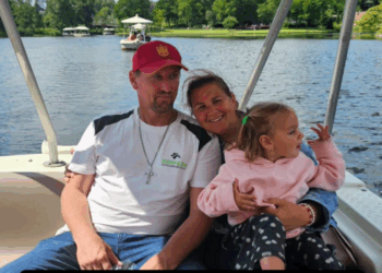 Janneke Jelies doet emotionele onthulling in Spanje