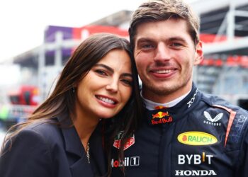 ZIEN: Kelly Piquet straalt met pasgeboren dochtertje