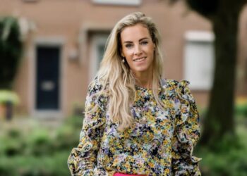 Roos Reedijk laat van zich horen met een emotionele boodschap