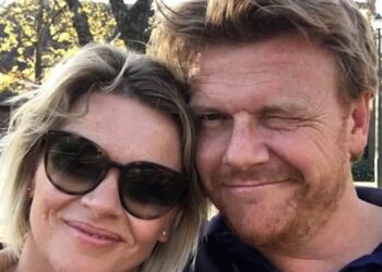 Tooske en Bas Ragas delen intiem moment