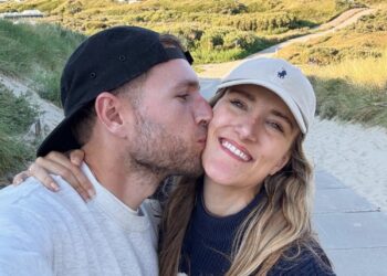 Suzan & Freek stralen op vakantiekiekjes: ‘Hier en nu is alles wat telt’