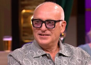 René van der Gijp onder vuur na uitspraak Freek en Suzan: ‘Hoe haal je het in je stomme kop!’