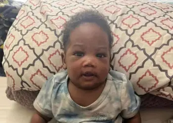 Vader dood zijn baby in emmer wasmiddel om zijn vrouw ‘een lesje te leren’