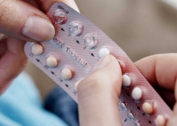 Enorme doorbraak: eerste hormoonvrije anticonceptiepil voor mannen getest