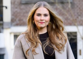 Prinses Amalia krijgt bakken kritiek over zich heen en die zijn niet mals