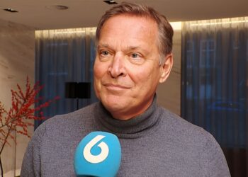 Verschrikkelijke onthulling: Dit is waarom Albert Verlinde plotseling afwezig is bij RTL Tonight