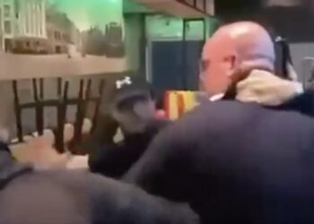 Michael van Gerwen raakt betrokken bij een vechtpartij in een dönerzaak