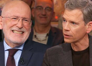 Frans Timmermans zorgt voor opschudding: kijkers verbijsterd door zijn ‘maniakale lach’ bij Nieuwsuur!