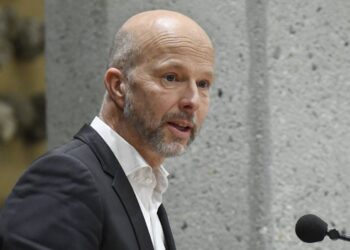 Bekende politicus gooit de handdoek in de ring: “Het landbouwsysteem is niet langer houdbaar”