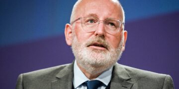 Zo bizar hoog is het wachtgeld dat Frans Timmermans krijgt na zijn afscheid van de politiek