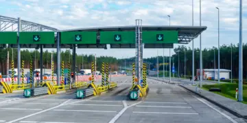 Nieuwe E-tol op A24 blijkt goudmijn aan boetes: 200.000 stuks uitgeschreven: ‘Pure afzetterij door de overheid’