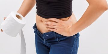 Een stinkende kruis van je spijkerbroek: zo kom je er van af