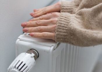 Slechts één kamer verwarmen in plaats van het hele huis: dit zijn de gevaren