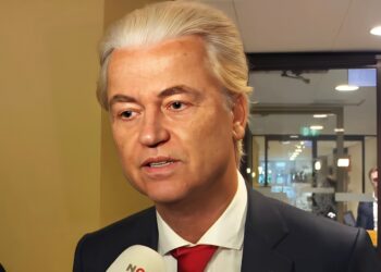 Politieke aardbeving in Den Haag: Geert Wilders slaat onverwacht toe met nieuwe PVV-zet