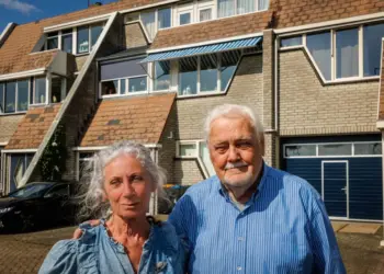 Gerard (83) en Margriet (70) moeten na 29 jaar gedwongen hun huis uit na ultieme actie van buurman