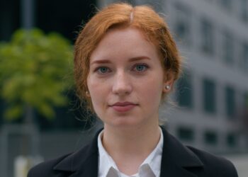 Lianne (33): ‘Mijn man wil dat ik ontslag neem om voor zijn kinderen te zorgen’