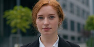 Lianne (33): ‘Mijn man wil dat ik ontslag neem om voor zijn kinderen te zorgen’