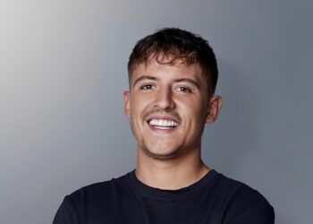 Lil’ Kleine heeft een nieuwe vriendin en dat is een hele bekende