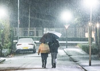 Heftig winterweer op komst: weerplaza geeft aan hier barst sneeuw, hagel en onweer los!