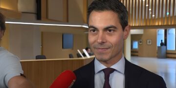 Rob Jetten onder vuur nu zijn premierschap wankelt: ‘Belerend mannetje’