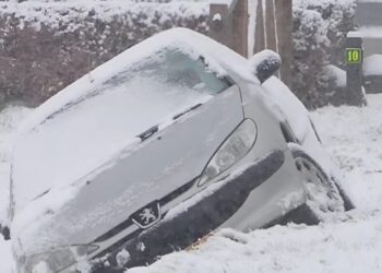 ‘Pas op: Nederland maakt zich op voor extreem weer – Eerste sneeuw’