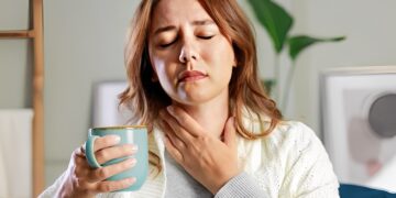 Keelpijn te pakken? Dit is hoe je klachten sneller vermindert dan je denkt