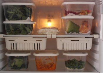 Moet je kliekjes nu wel of niet laten afkoelen voordat je het in de koelkast bewaart? Zo zit het!