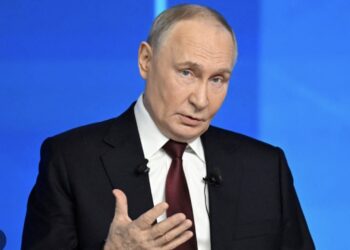 Poetin valt NAVO-baas Rutte keihard aan: deze woorden zorgen voor ophef