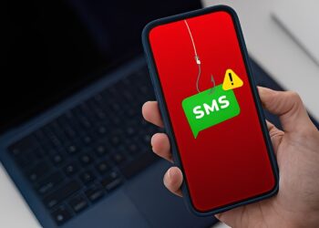 Zo slaan oplichters toe tijdens de feestdagen: nieuwe valstrik die jouw bankrekening leegtrekt