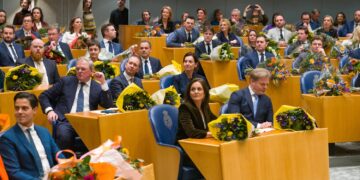 Zoveel geld krijgen oud-Kamerleden dankzij de wachtgeldregeling