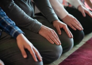 Steeds meer jonge moslims willen Nederland verlaten om deze zorgwekkende reden