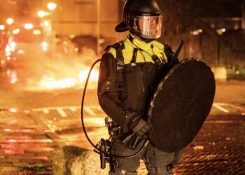 Schokkende uitspraak korpschef over jaarwisseling: politiegeweld bleek georganiseerd