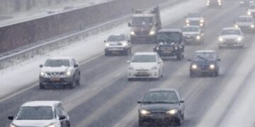 Rijden in de sneeuw zonder brokken: dit zijn de beste tips