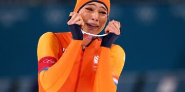 Links Nederlands gaat helemaal los op Jutta Leerdam met haatreacties