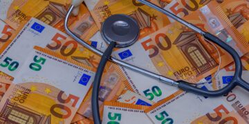 Financiële ramp voor iedereen met een zorgverzekering