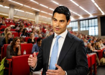 Studenten lopen weg naar het buitenland — kabinet woedend op dit gedrag