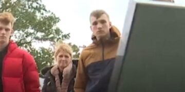 Ouders verliezen zoon (16), maar worden nu aangeklaagd door man die hem doodreed